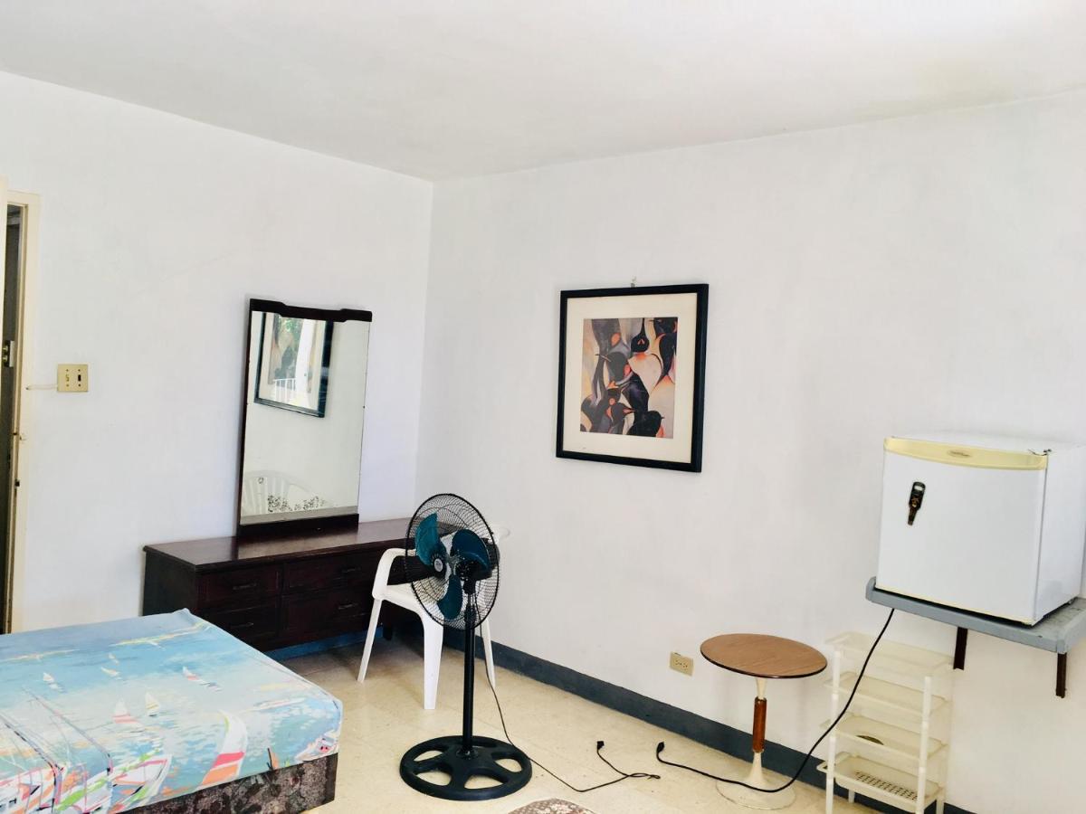 African Symbol Guest House 蒙特哥贝 外观 照片