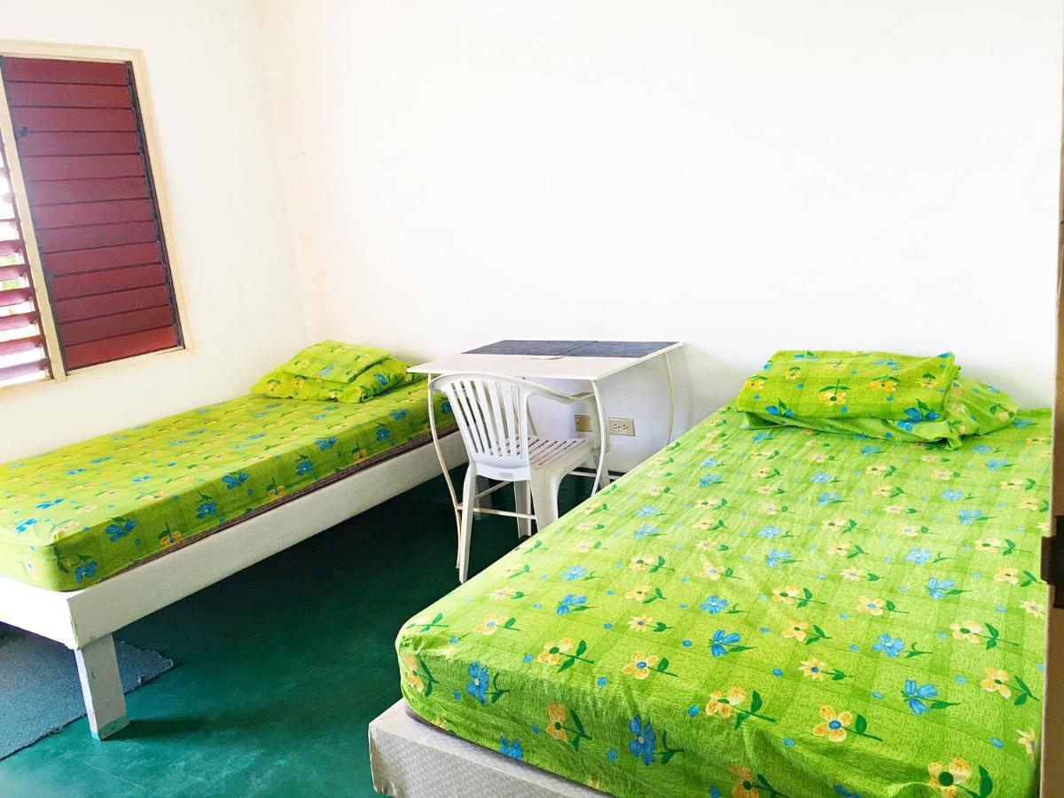 African Symbol Guest House 蒙特哥贝 外观 照片